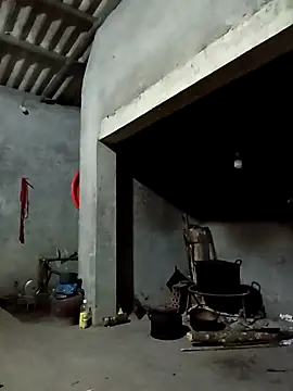 vangkt-cute online show from April 15, 12:32 pm