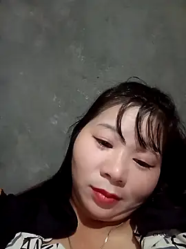 Snapshot of vangkt-cute chatting on January 6, 7:18 pm vangkt-cute online show from January 6, 7:18 pm