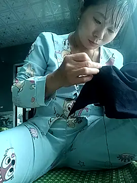 vangkt-cute online show from May 8, 7:45 am