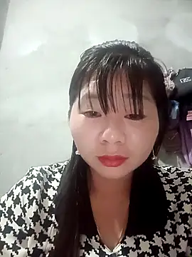 Snapshot of vangkt-cute chatting on February 19, 9:12 pm vangkt-cute online show from February 19, 9:12 pm