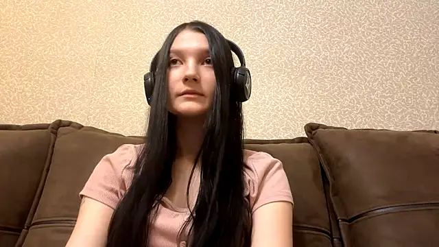 AurorAurora online show from January 9, 9:16 am