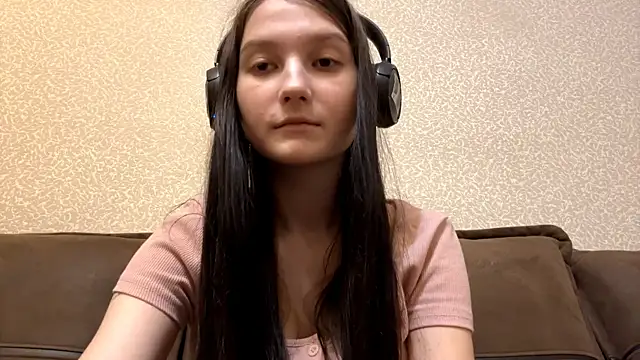 AurorAurora online show from December 2, 9:11 am