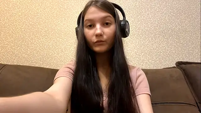 AurorAurora online show from December 22, 9:09 am