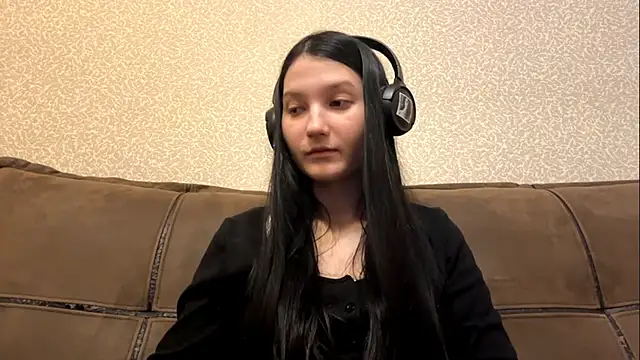 AurorAurora online show from January 7, 9:47 am