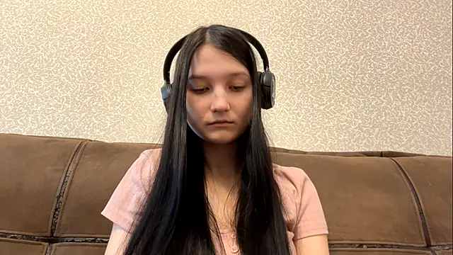 AurorAurora online show from January 14, 7:23 am