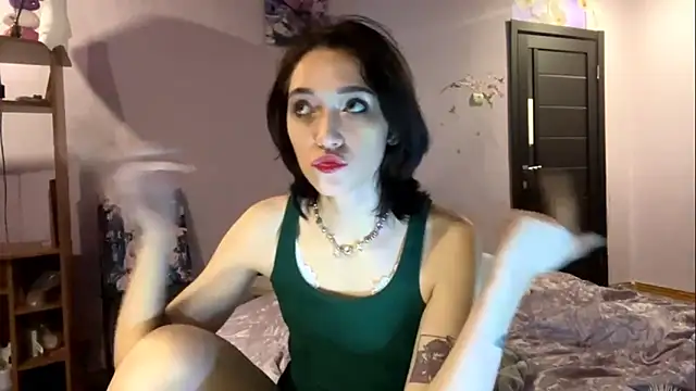 Snapshot of JamieRosten chatting on November 28, 12:05 pm JamieRosten online show from November 28, 12:05 pm
