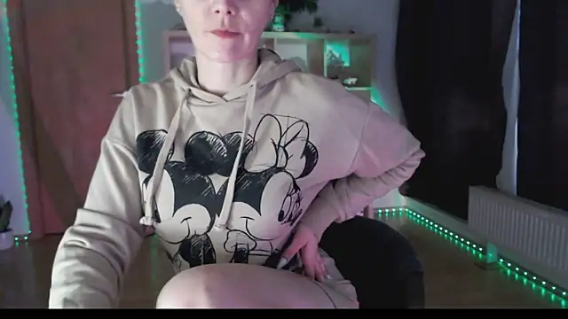 MissyDior8 online show from December 22, 6:46 am