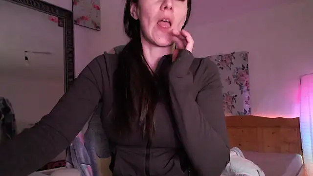 MissyDior8 online show from March 24, 9:31 am