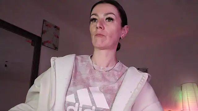 MissyDior8 online show from March 23, 7:19 am