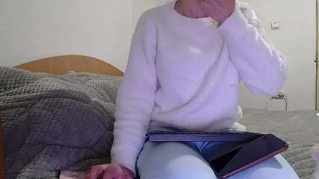 MissyDior8 online show from February 5, 5:58 am