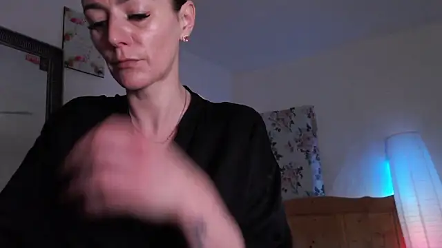 MissyDior8 online show from April 3, 10:11 am