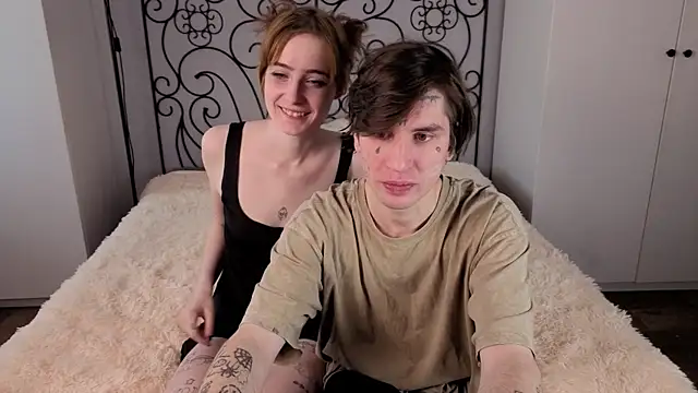 Danny loves Mary online show from November 22, 7:07 am