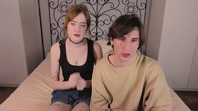 Danny loves Mary online show from December 2, 9:44 am