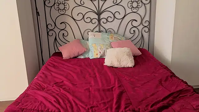 Danny loves Mary online show from April 29, 2:38 am