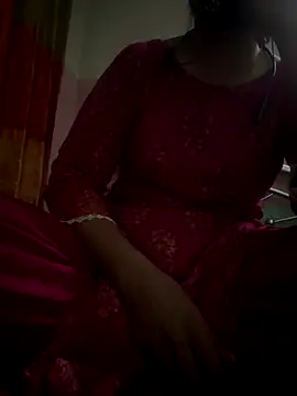 Snapshot of Saguphtah_Chattergy_22 chatting on November 15, 7:40 pm Saguphtah Chattergy 22 online show from November 15, 7:40 pm