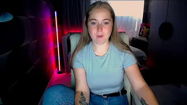 Kate Moan online show from July 30, 5:06 am