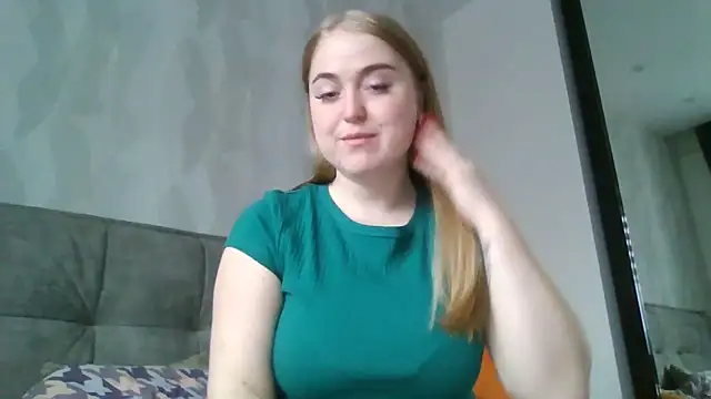 Kate Moan online show from February 13, 7:41 am