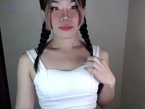 dazzlingcarol online show from February 5, 10:22 am