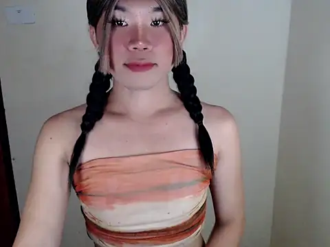 dazzlingcarol online show from March 13, 5:34 am
