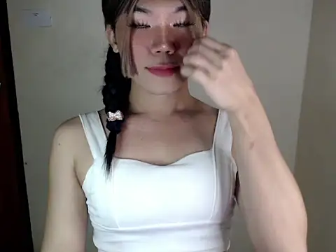 dazzlingcarol online show from February 7, 11:07 am