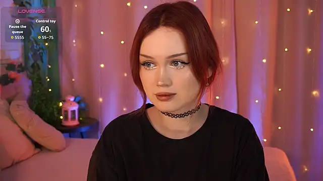 Snapshot of Remy_Foxx chatting on December 4, 12:59 pm Remy Foxx online show from December 4, 12:59 pm