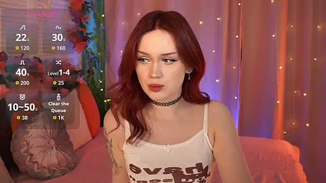 Snapshot of Remy_Foxx chatting on November 28, 12:49 pm Remy Foxx online show from November 28, 12:49 pm