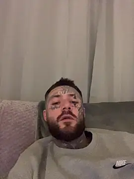 magicmichaell online show from February 16, 6:06 pm