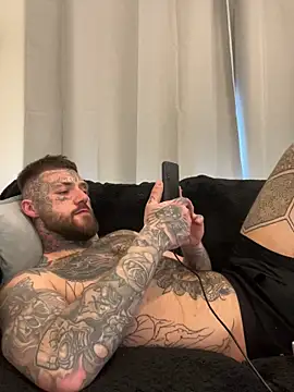 magicmichaell online show from April 19, 3:13 pm