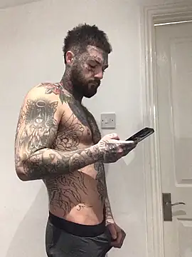 magicmichaell online show from November 26, 7:30 am