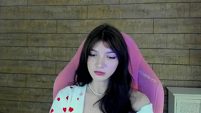 SophiaProve online show from May 8, 4:44 pm