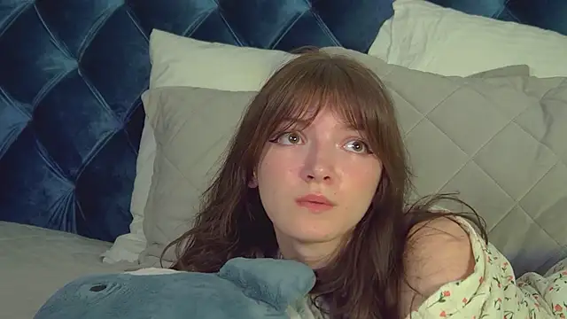 SophiaProve online show from March 28, 4:24 am