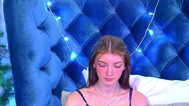 SophiaProve online show from December 19, 3:58 pm