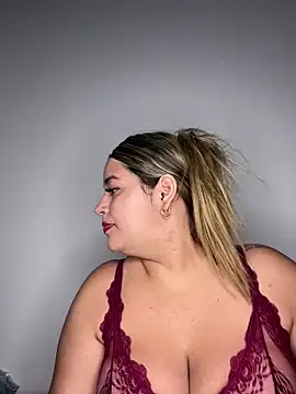 Amira Malia online show from March 5, 12:35 pm