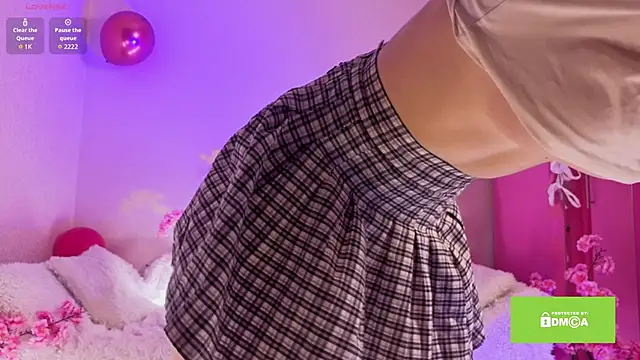 Kitty gaze online show from December 19, 2:41 pm