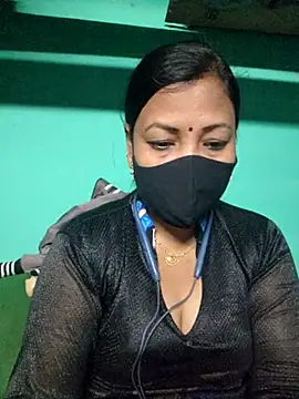 Hot  girls001 online show from November 29, 6:30 pm