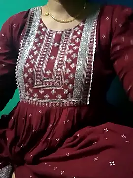 Snapshot of Hot__girls001 chatting on November 13, 11:47 am Hot girls001 online show from November 13, 11:47 am