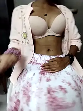 Snapshot of Rani__telugu chatting on November 17, 4:44 pm Rani telugu online show from November 17, 4:44 pm