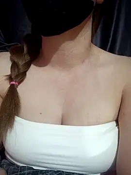 MiHeni online show from April 8, 4:08 pm