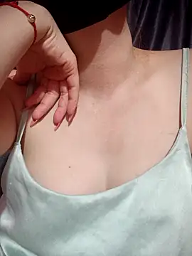 MiHeni online show from April 3, 3:29 pm