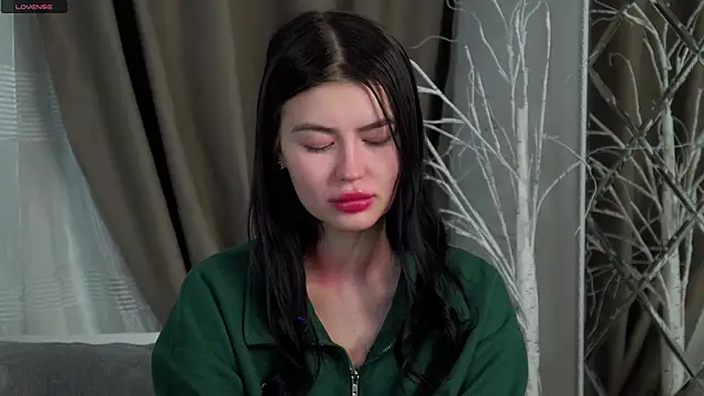 CoreenYorton online show from February 8, 1:25 am