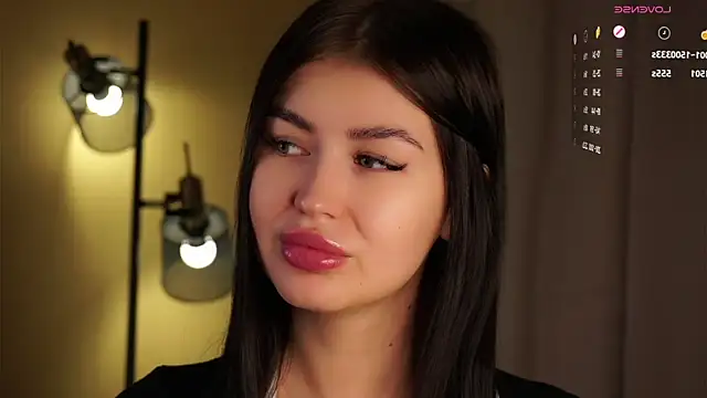 CoreenYorton online show from January 6, 1:09 am