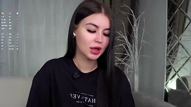 CoreenYorton online show from March 10, 1:42 am