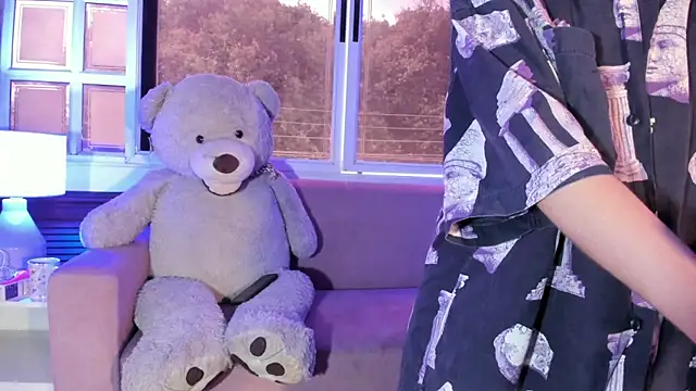 ReiAyanamy online show from November 27, 7:58 pm