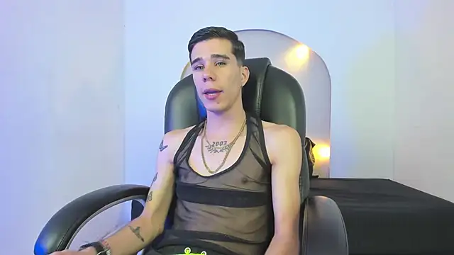 Gabo white1 online show from December 23, 6:12 am