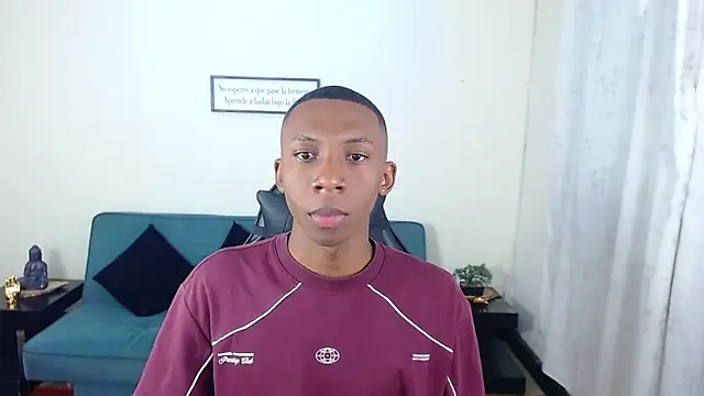 Miilo18 online show from December 2, 9:27 pm