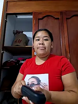 Sarahy- online show from March 23, 2:33 am