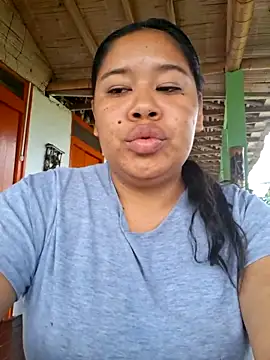 Snapshot of Sarahy- chatting on June 29, 3:34 pm Sarahy- online show from June 29, 3:34 pm
