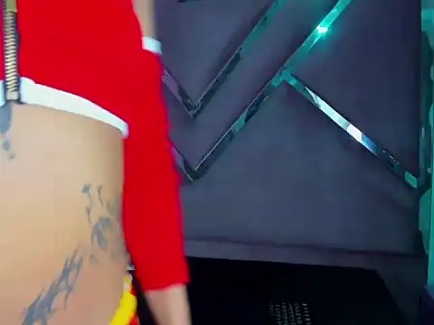 CloeMorenti  online show from December 5, 12:26 pm