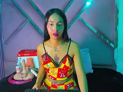 CloeMorenti  online show from November 14, 12:31 pm