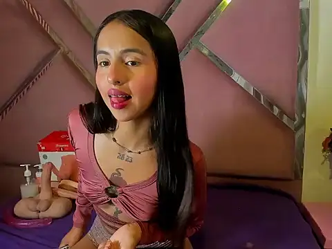 CloeMorenti  online show from November 20, 12:17 pm